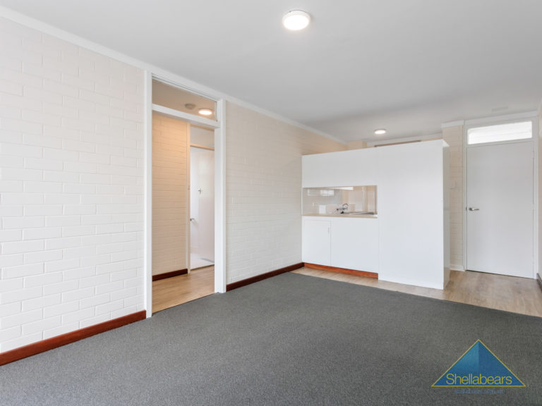 29/8 St Leonards Street gallery