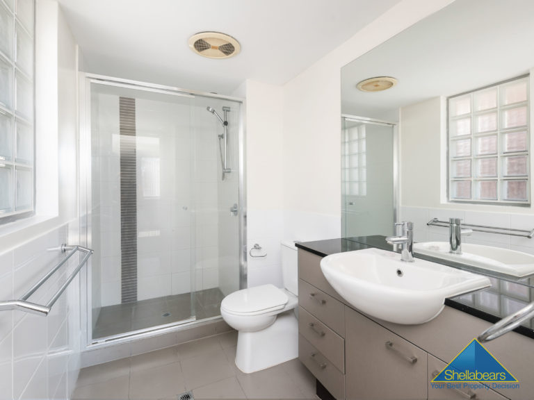 17/49 Sixth Avenue gallery