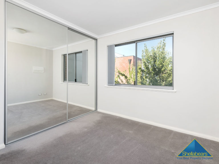 17/49 Sixth Avenue gallery