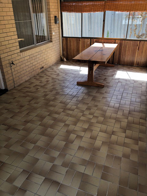 96b Shenton Road gallery