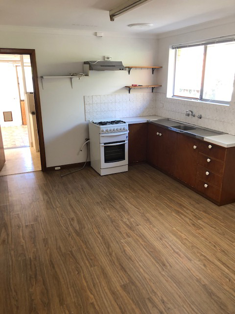 96b Shenton Road gallery