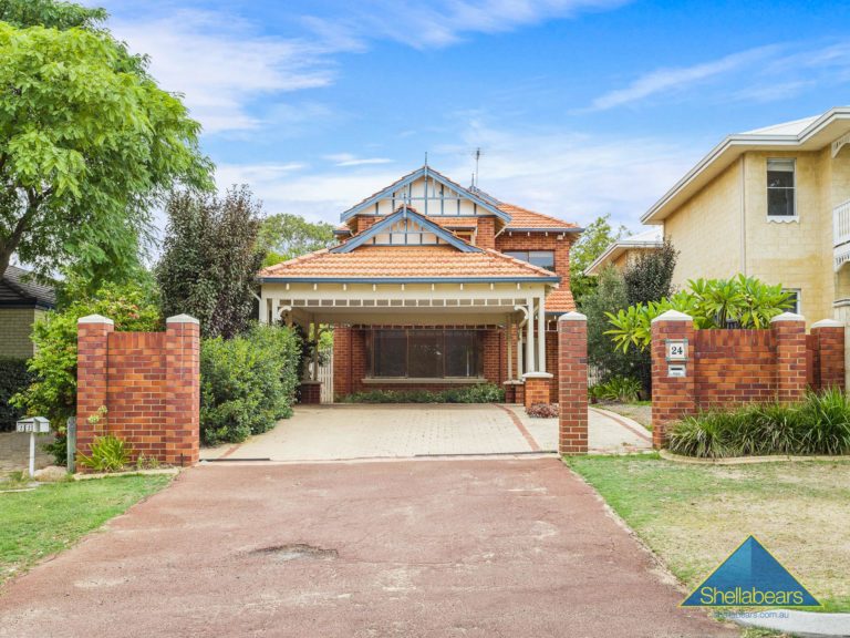 24 Jacaranda Avenue gallery