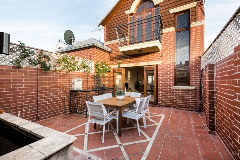 11 Swan Street gallery
