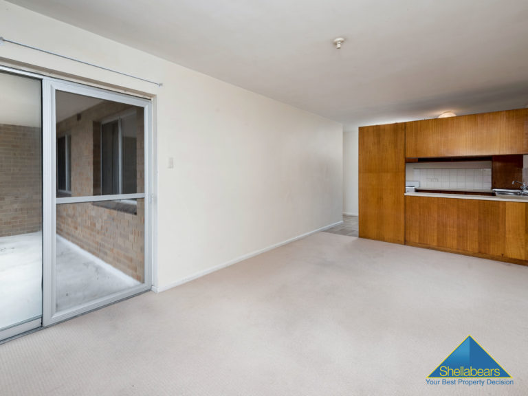 6/12 St Leonards Street gallery