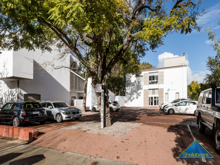 3 and 4, 33 Broadway gallery