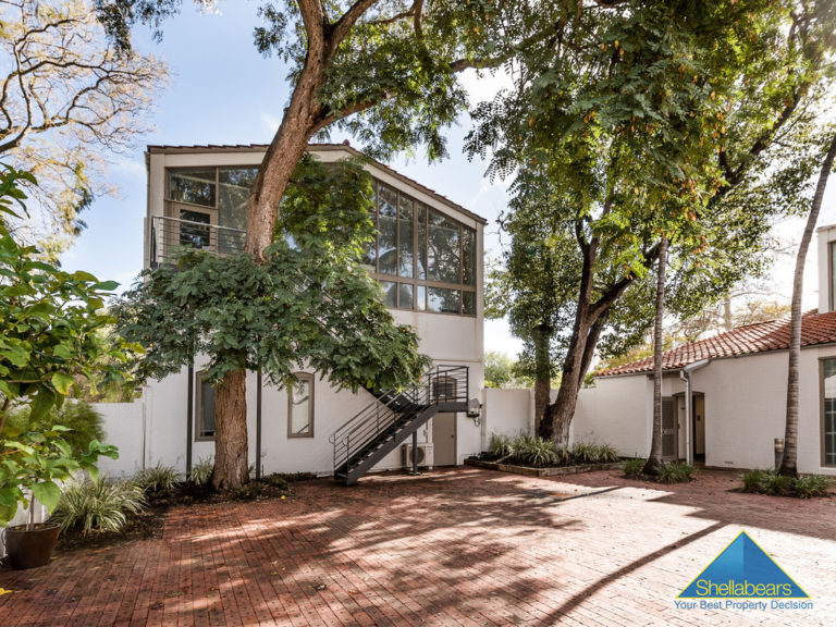 3 and 4, 33 Broadway gallery