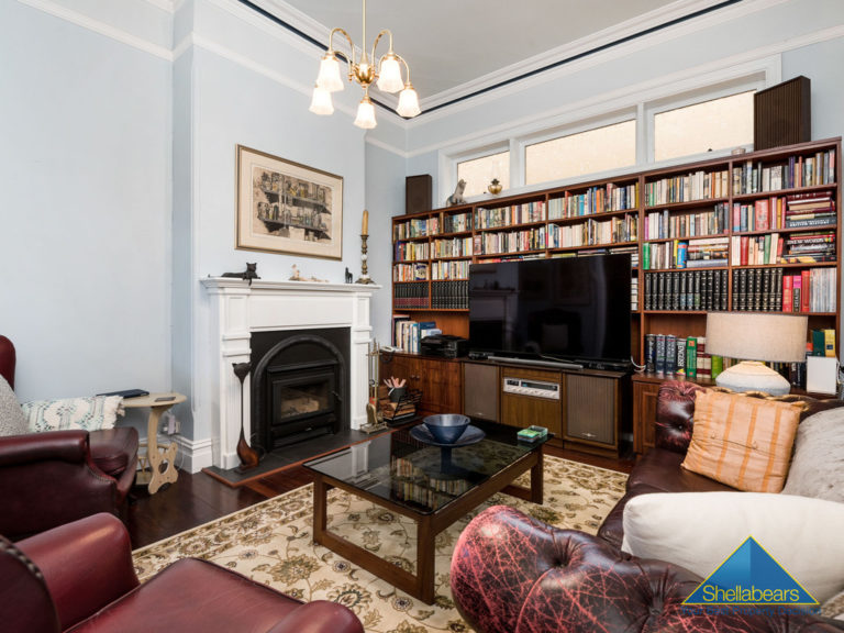 12 Railway Street gallery