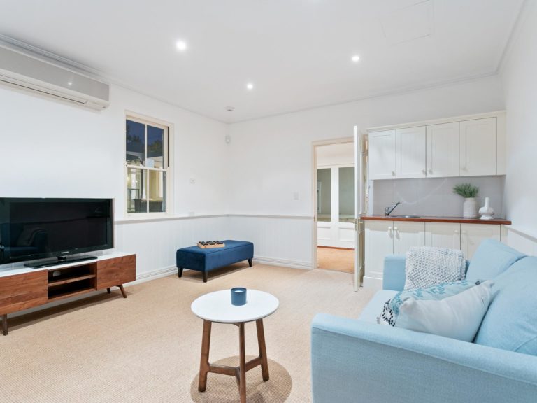 17 Bernard Street gallery