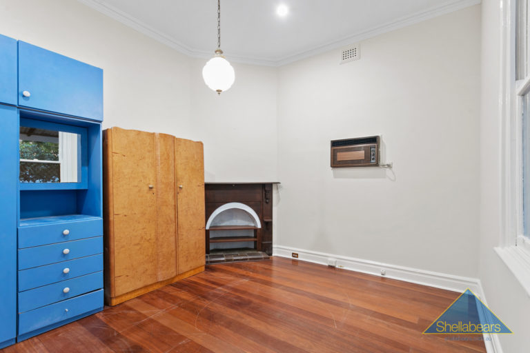 19 Glanville Street gallery