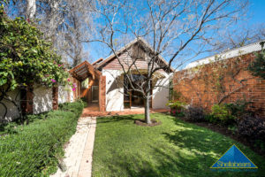 4 Agett Road gallery