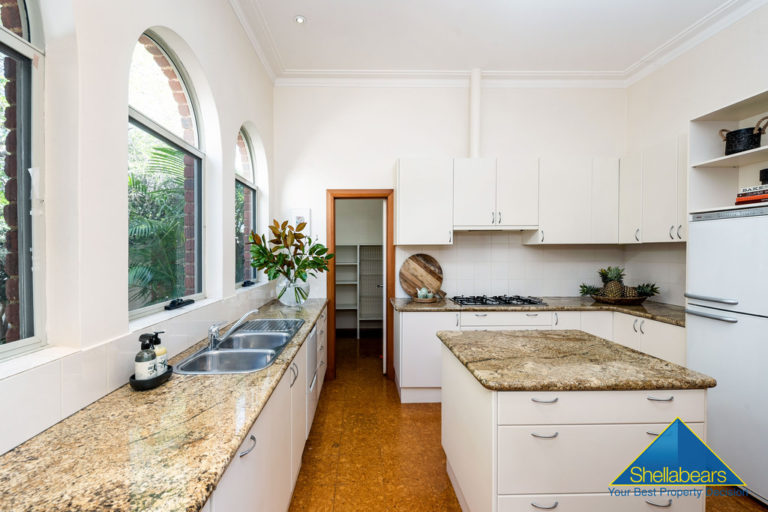 4 Agett Road gallery