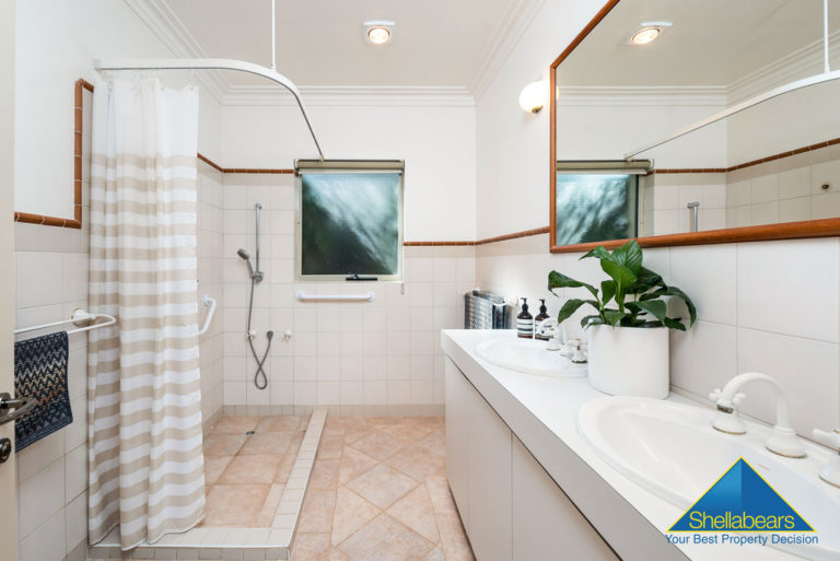 4 Agett Road gallery