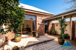 4 Agett Road gallery