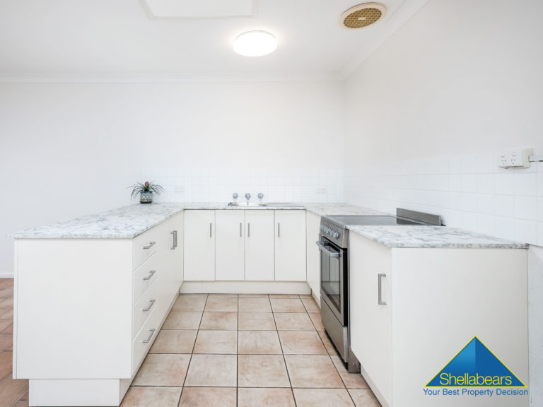 2/40 Thompson Road gallery