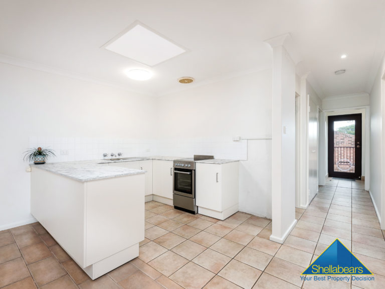 2/40 Thompson Road gallery