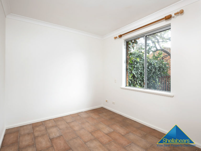 2/40 Thompson Road gallery