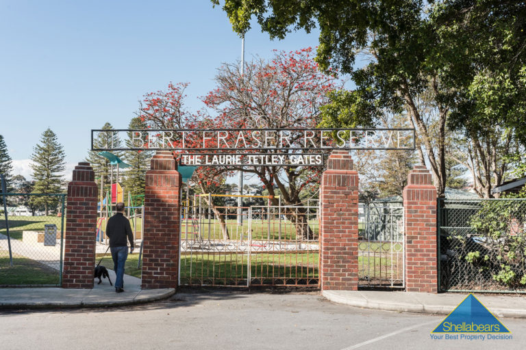 2/40 Thompson Road gallery