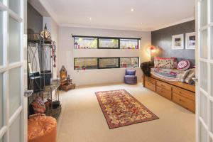 8 The Avenue gallery