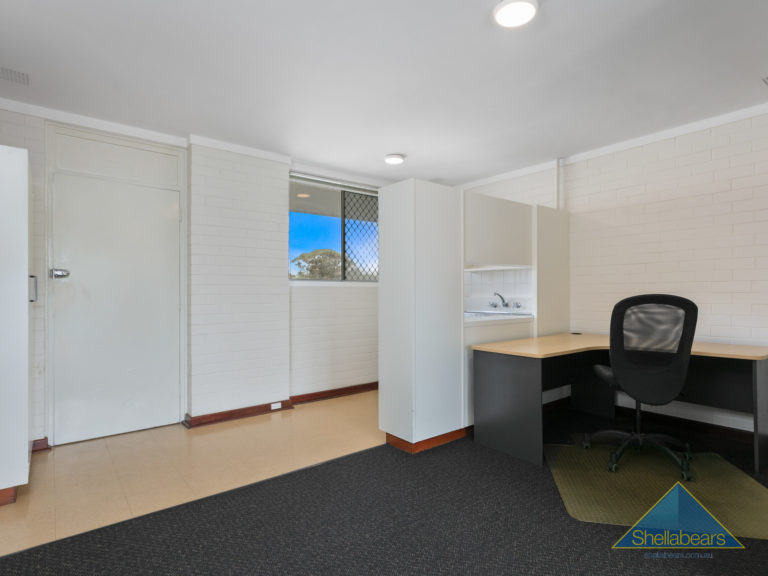 23/8 St Leonards Street gallery