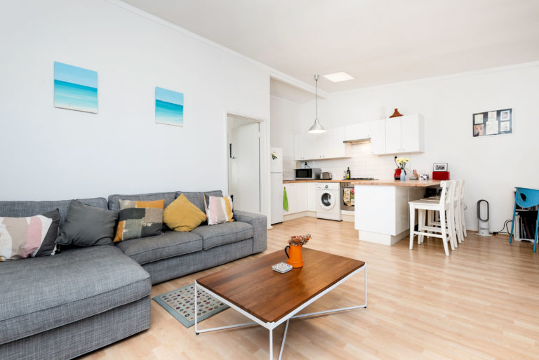 14/23 Glyde Street gallery