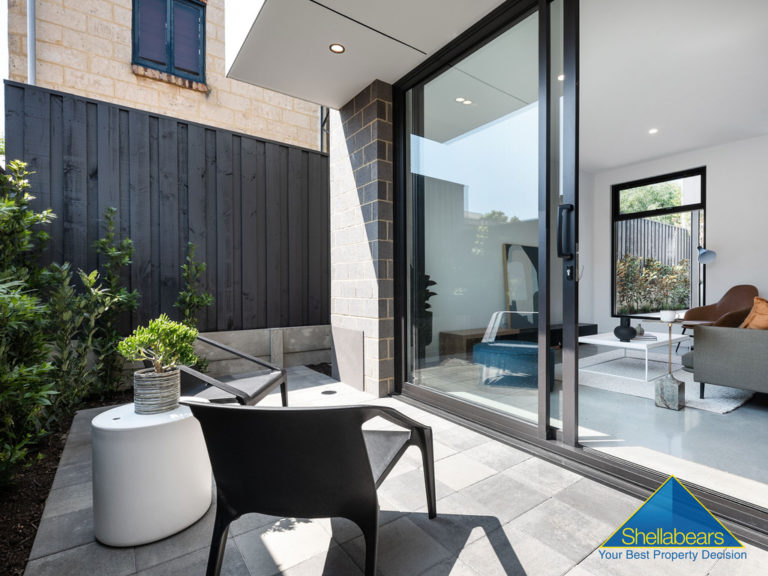 10 Glanville Street gallery