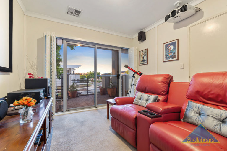 1A Perlinte View gallery