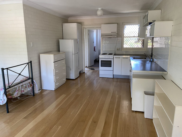 7/76 Broadway gallery