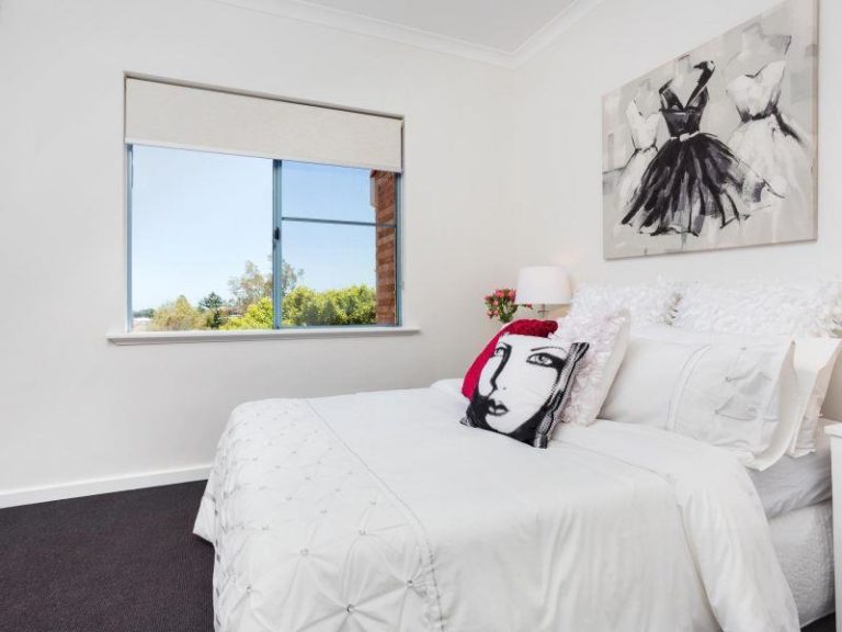 17/15 Boundary Road gallery