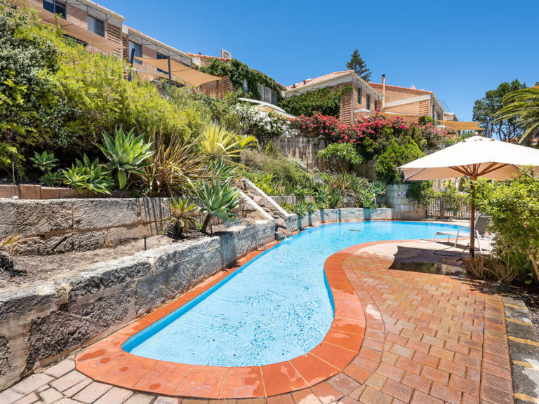 17/15 Boundary Road gallery