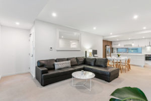 3/40 Cowle Street gallery