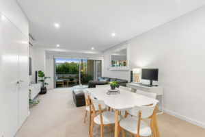 3/40 Cowle Street gallery