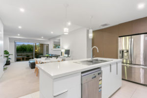 3/40 Cowle Street gallery