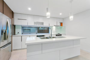 3/40 Cowle Street gallery