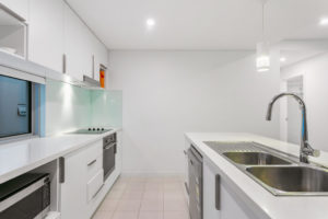 3/40 Cowle Street gallery