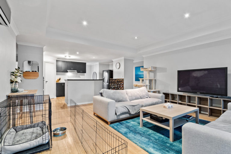 70A Alderley Square gallery