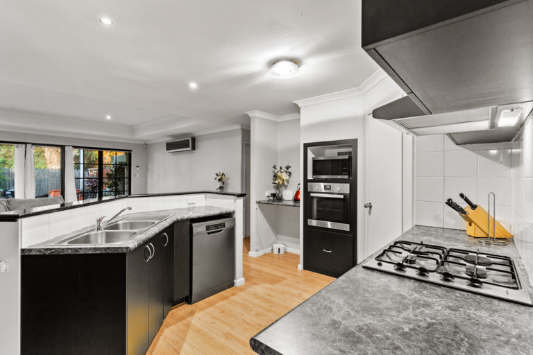 70A Alderley Square gallery