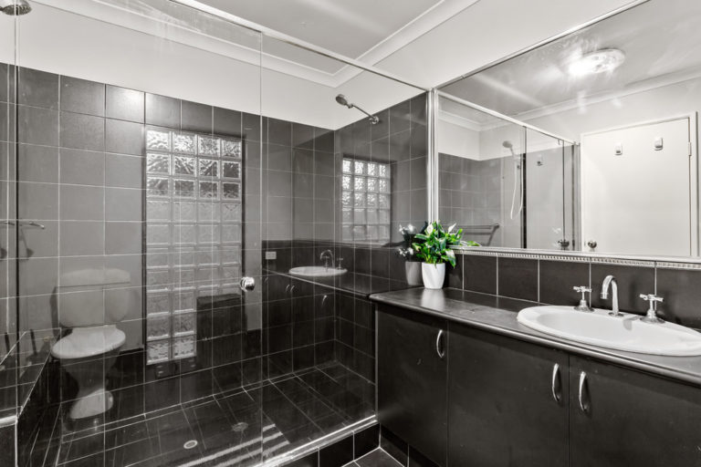 70A Alderley Square gallery