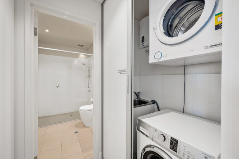 60/1 Freshwater Parade gallery