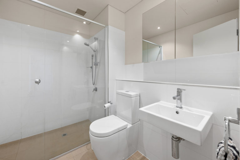 60/1 Freshwater Parade gallery