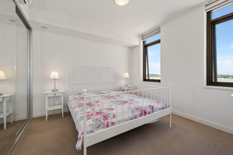 60/1 Freshwater Parade gallery