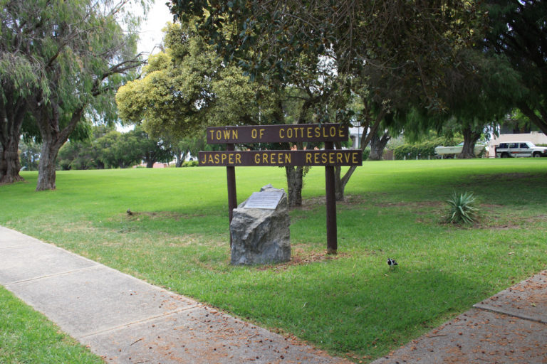 62 Railway Street (cnr Boreham St) gallery