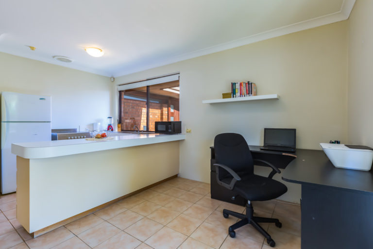 2/21 Golf Road gallery