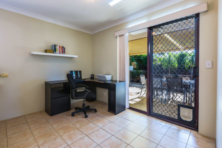 2/21 Golf Road gallery