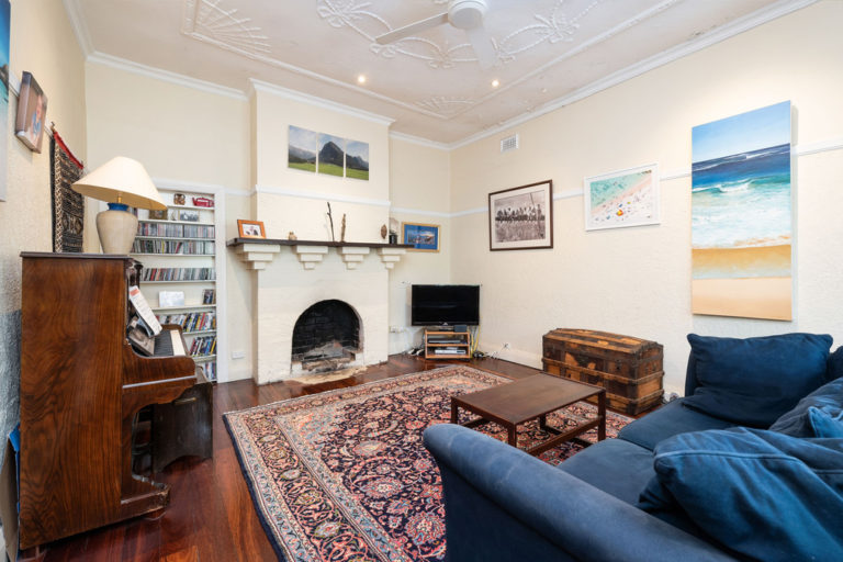 62 Railway Street (cnr Boreham St) gallery