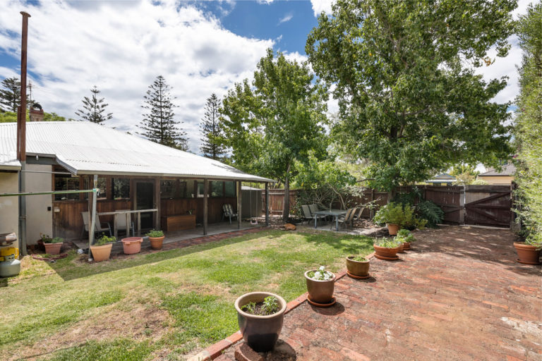 62 Railway Street (cnr Boreham St) gallery