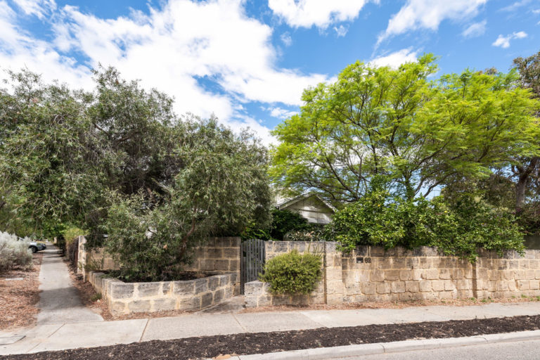 62 Railway Street (cnr Boreham St) gallery