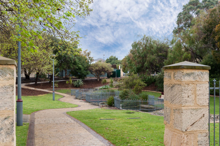 10/12 St Leonards Street gallery