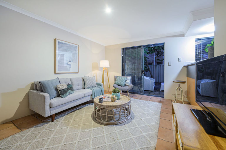 4/292 Harbourne Street gallery