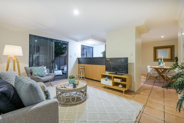 4/292 Harbourne Street gallery