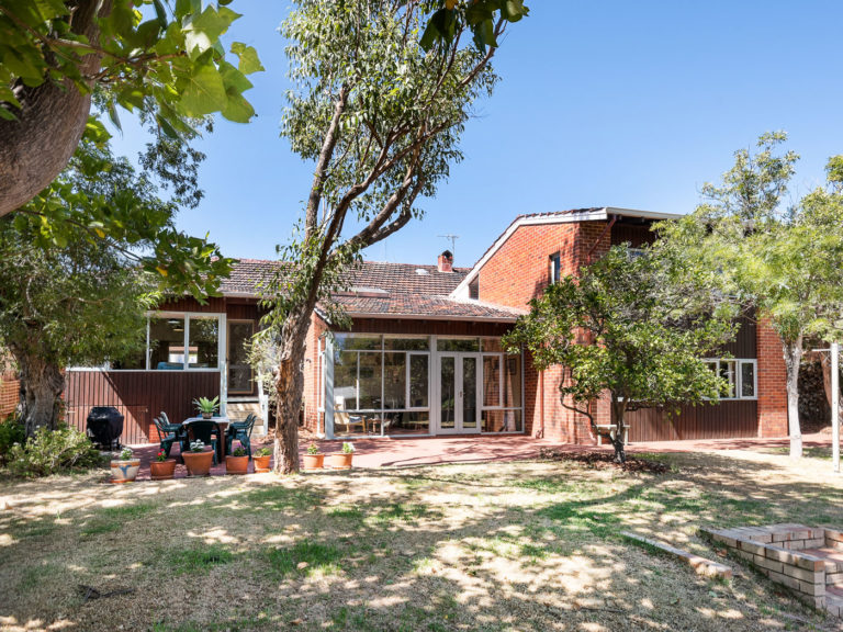 12 Florence Street gallery